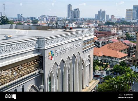 Le Dataran Pahlawan Melaka : Un hommage vibrante à l'histoire et la culture malaisienne!