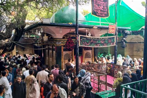 Le Tombeau de Bibi Pak Daman: Une Oasis de Paix Spirituelle au Coeur de Faisalabad!